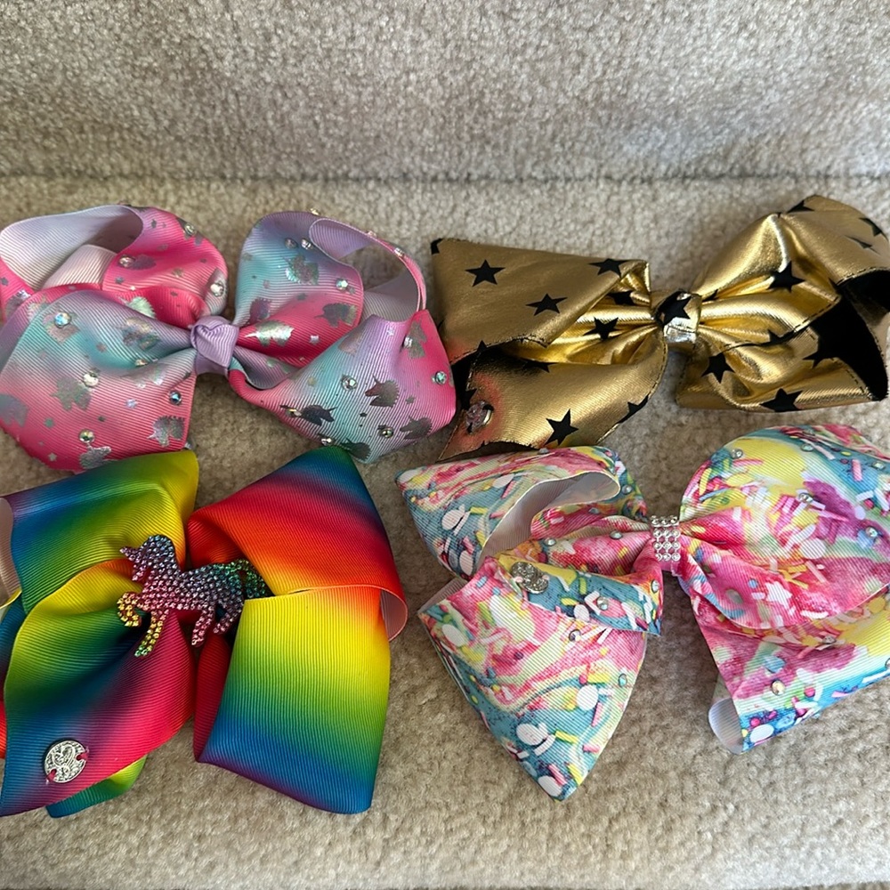 Girls JoJo Siwa bows